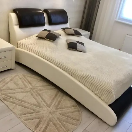 Central Apartment Apartment *