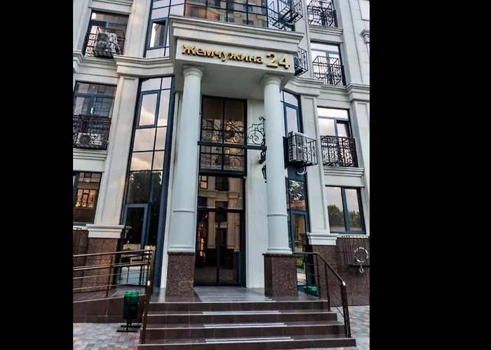 Central Apartment * Odessa